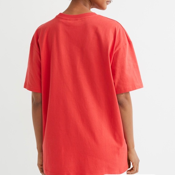 Oversized Graphic Shirt - Picture 4 of 5